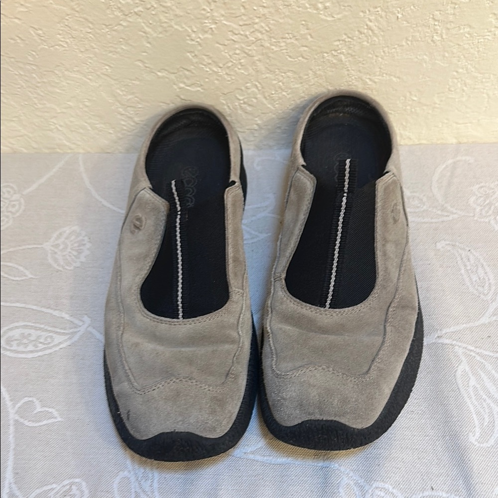 Women’s Gray Slip-On Shoes